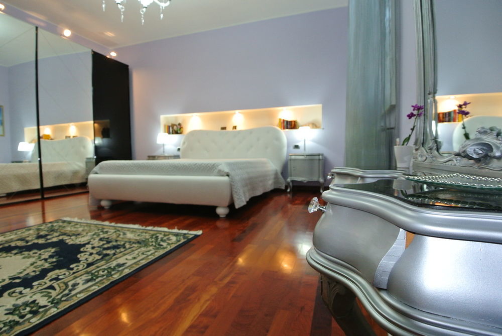 Il Giardino Delle Jacaranda Bed and Breakfast Talsano Eksteriør billede