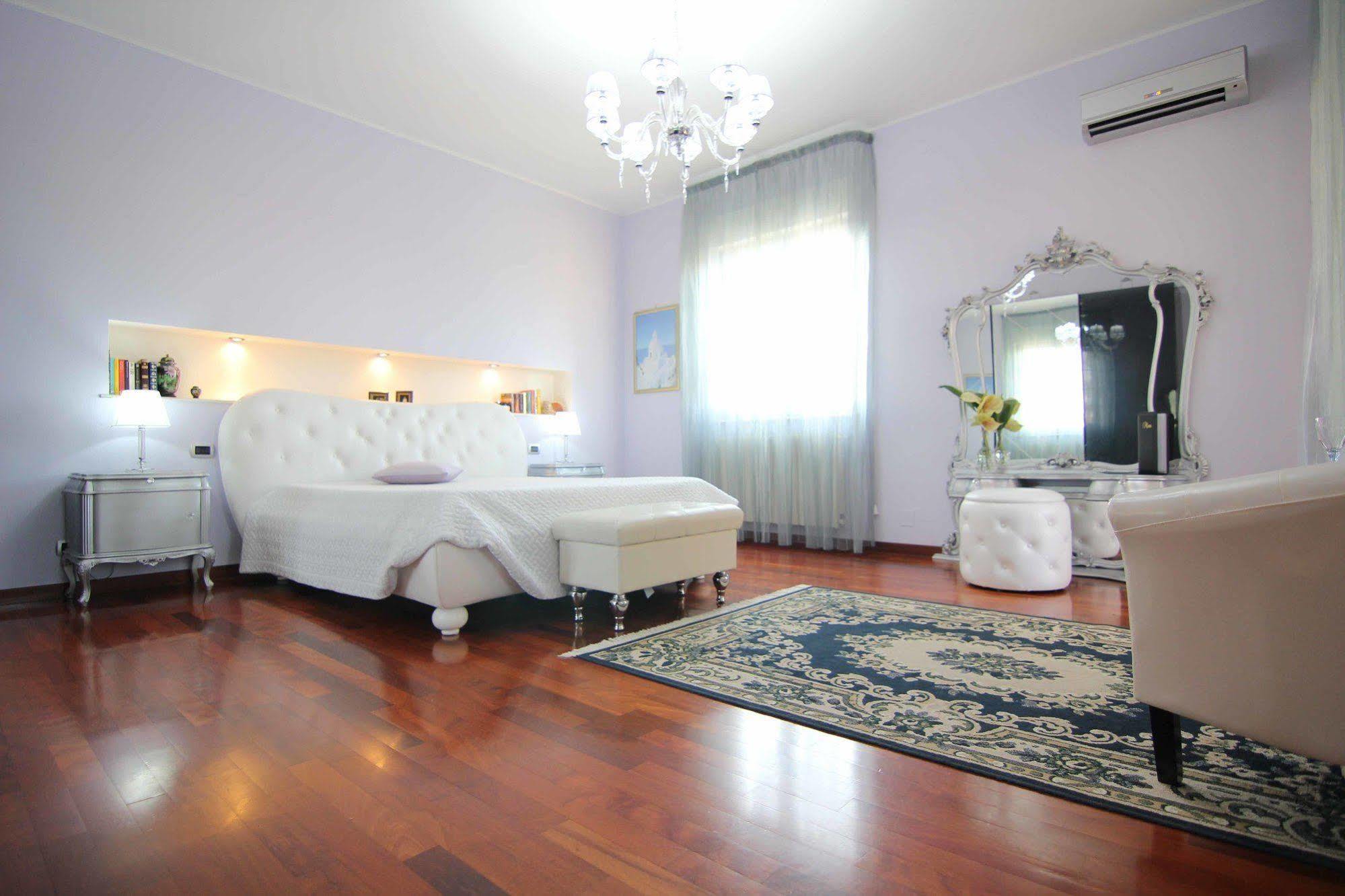 Il Giardino Delle Jacaranda Bed and Breakfast Talsano Eksteriør billede